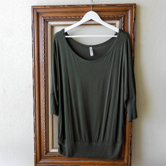 Simlu Sz L Olive Green 3/4 Dolman Sleeve Wide Neckline Oversized Drapey Top - Picture 1 of 5